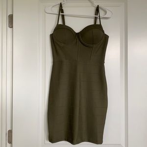 NEVER WORN BOUTIQUE OLIVE GREEN MINI DRESS